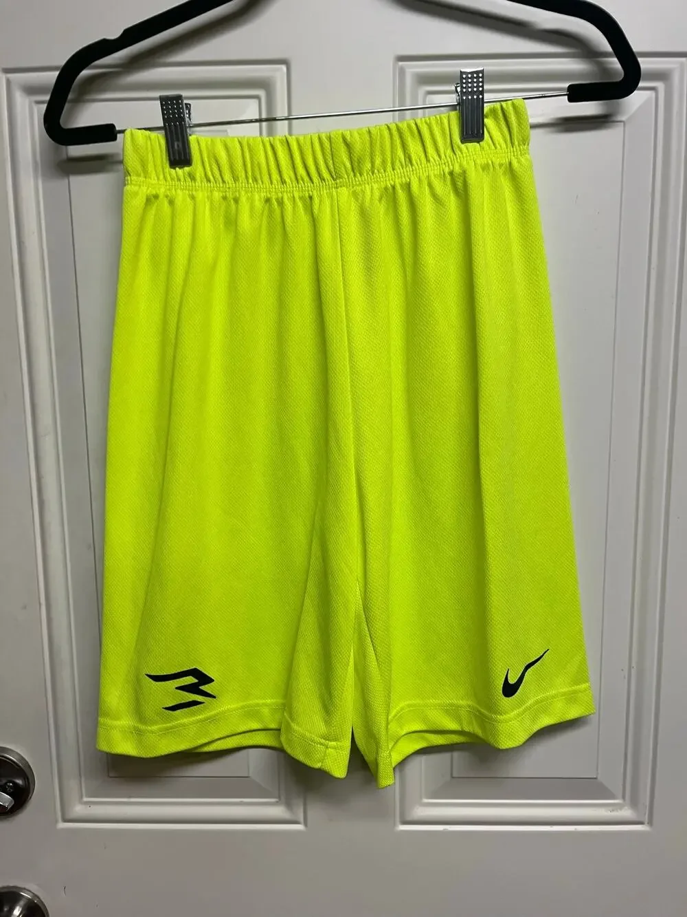 Nike 3 brand kids shorts size 12-13 L